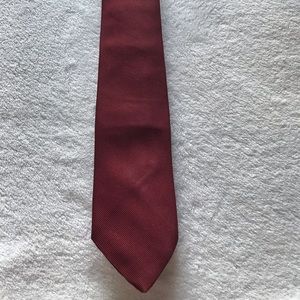 Benchmark Tie